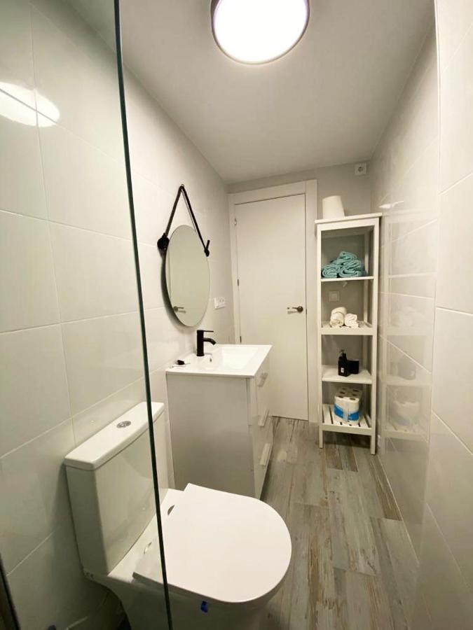 Malvarrosa Private Rooms In Shared Apartment Valencia Exterior photo