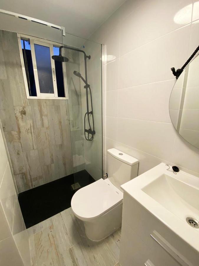 Malvarrosa Private Rooms In Shared Apartment Valencia Exterior photo